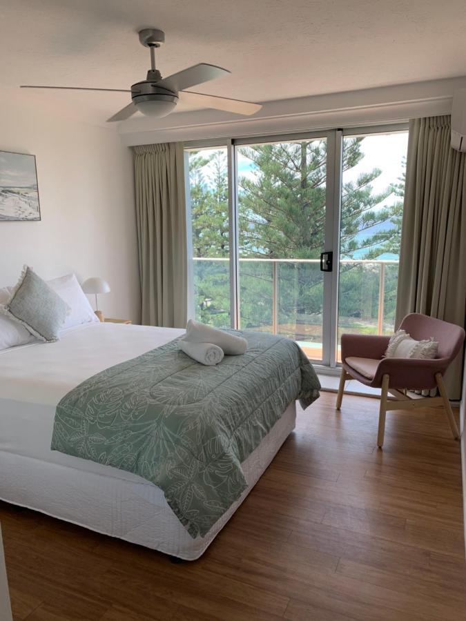 Pacific Regis Beachfront Holiday Apartments Голд-Кост Экстерьер фото
