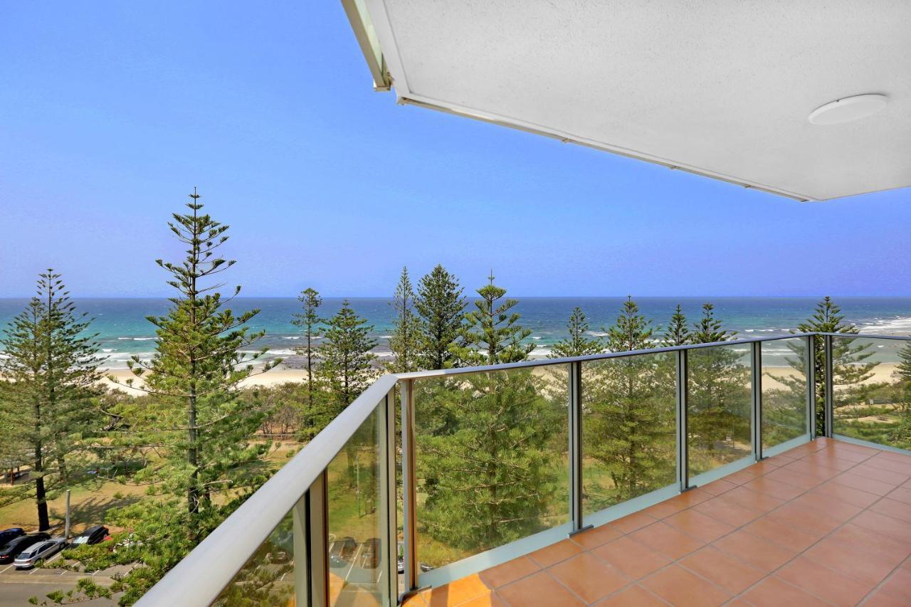 Pacific Regis Beachfront Holiday Apartments Голд-Кост Экстерьер фото